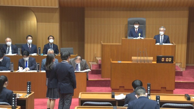 過去開催された「高校生議会」の様子（2022年12月）