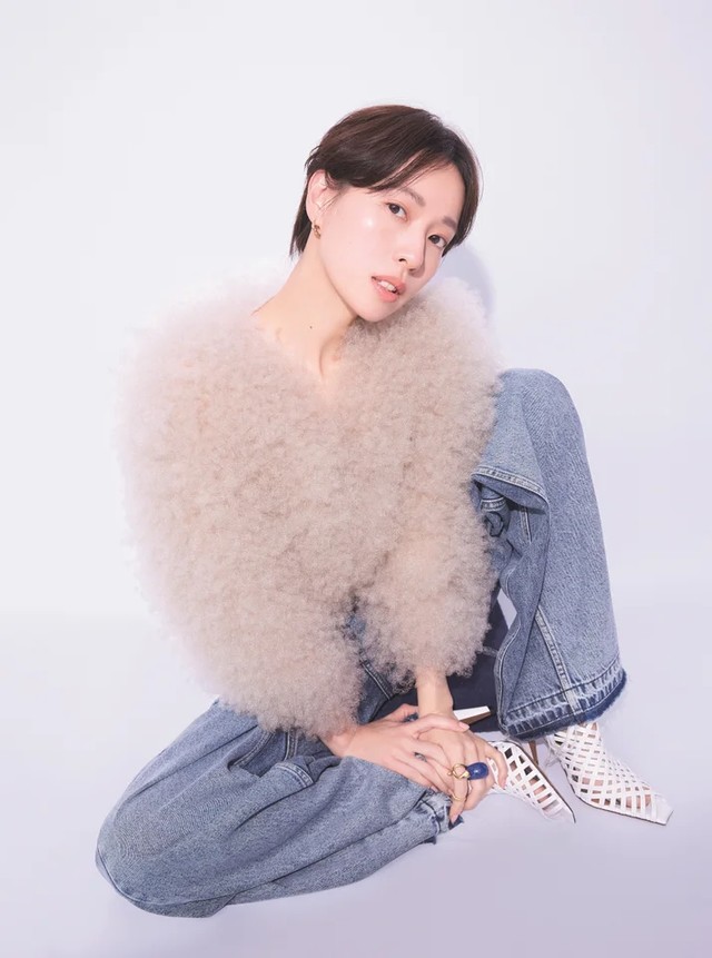 戸田恵梨香『美的』8月号（小学館）