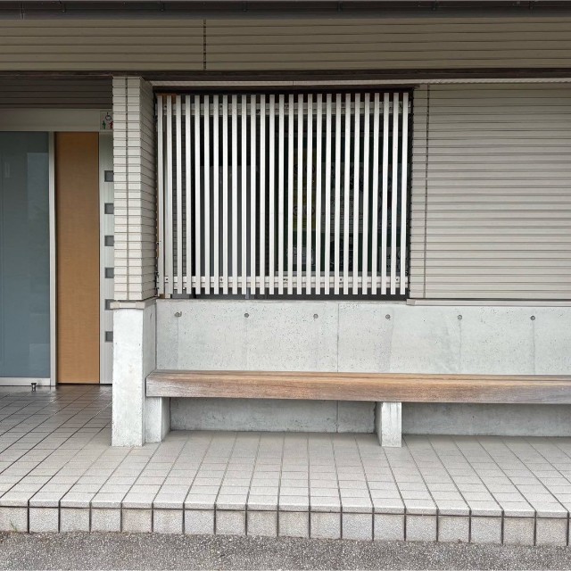 「『ゆるキャン△』ファンの聖地で定期的にバズってる『例のベンチ』です」（提供：たびぼっち🏕車中泊＆キャンパーさん）