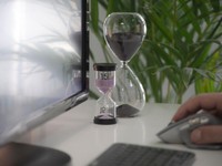 2025年は復職。職種にこだわらず、生きるために仕事を見つけたい