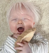 満面の笑みがとっても可愛いひな君（提供：＠hina.11.7さん）