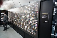 東京・渋谷で開催される龍が如くの「冠婚葬祭」展