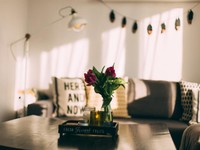 スマホを見て暇は潰せるが孤独感がまぎれたことは一度もなかった