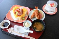 料理屋「ぎんりん」の「ご縁セット」（1900円 ※価格は変動する可能性があります）