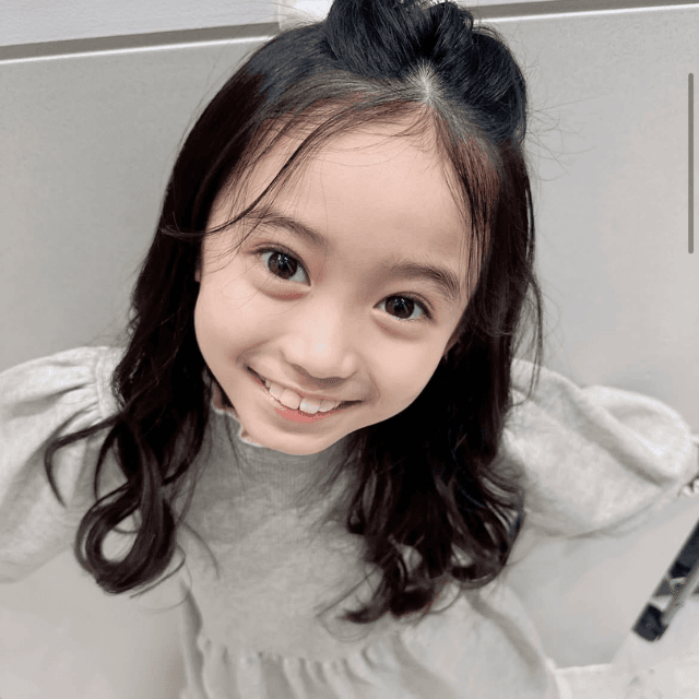 泉谷星奈（いずたにらな） (@i_rana_ta)さんのインスタグラムより