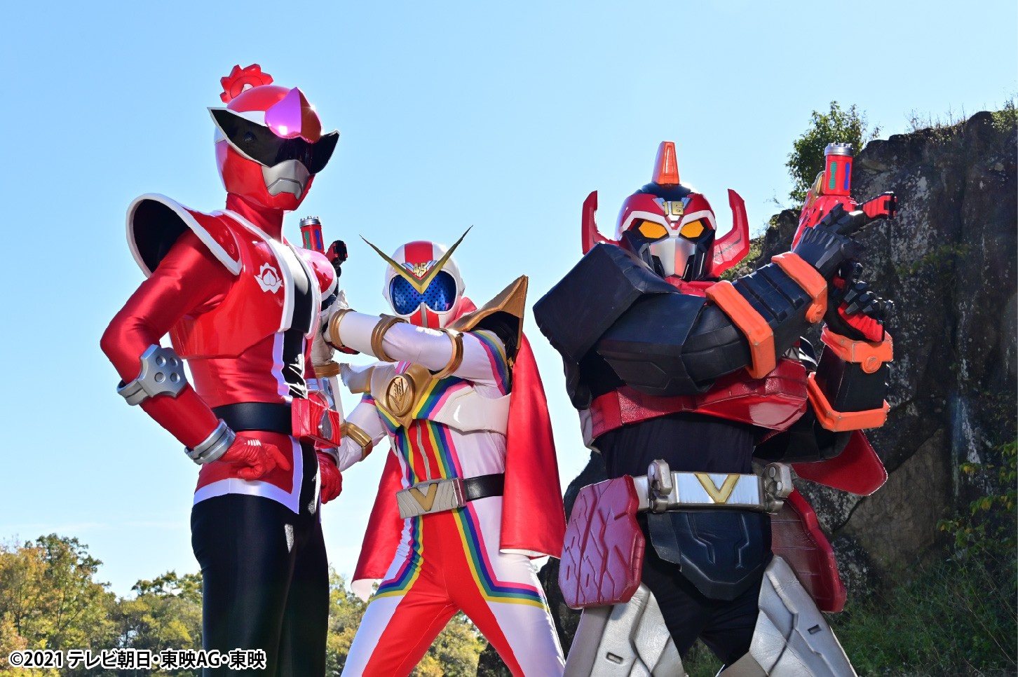 桃太郎モチーフ｢暴太郎戦隊ドンブラザーズ｣がサプライズ登場 ゼンカイ