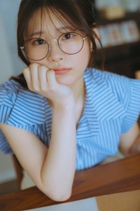 野村るな（提供：週刊SPA!編集部　撮影：友野雄　ヘアメイク：ムロゾノケイト（GiGGLE）　スタイリング：春原愛子）