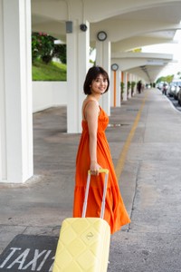 北野瑠華とドラマ「グラぱらっ！」のコラボ写真集（講談社）よりⒸ栗山秀作