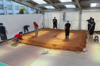 最終的に全体を叩いて固める