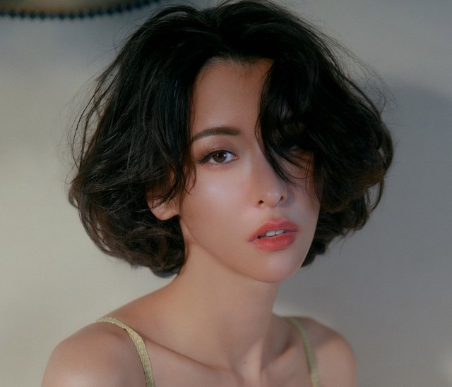 『奈月セナ写真集　MADONNA』先行イメージカット