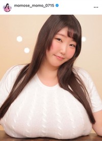 ももせももインスタグラム(@momose_momo_0715)より
