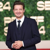 　ジェレミー・レナー