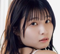 三田のえ（撮影：青山裕企　ヘアメイク：海瀬志津奈（JULLY）　スタイリング：菊地文子　衣装協力：CANDY FRUIT）
