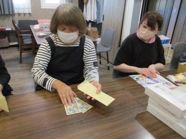 うれしそうなメンバーさん①