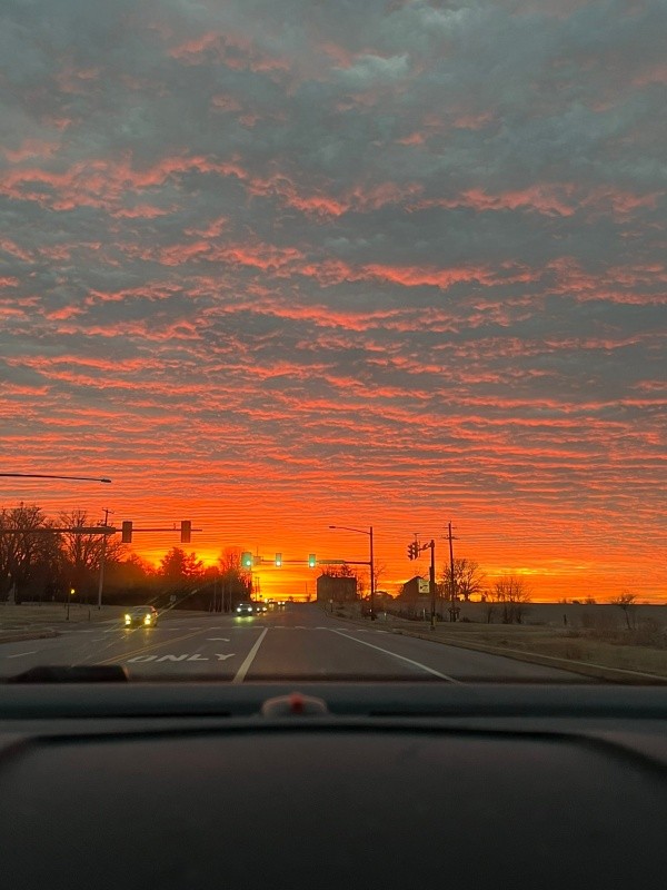 アメリカで撮影された燃えるような夕陽（画像提供：羊さん）