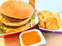 株主優待券を使えば毎日マクドナルドのハンバーガーが？（イメージ画像）