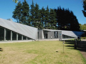 ユニークな企画展がたまらない　ニュージーランド大使お気に入りの美術館