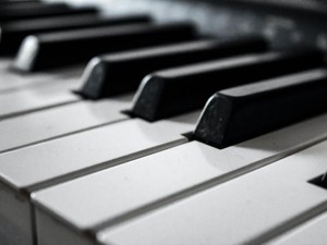 クリスマスは「ハレルヤコーラス」の伴奏練習を。弾く予定はなくても