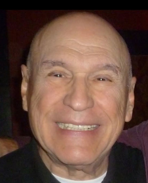 フロイド・レヴィンさん＝トレイシー・ロビンスのインスタグラム＠mrstracyrobbinsより