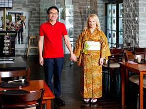 会社設立、オンラインでわずか30分　エストニアで和食レストラン開いた元公邸料理人