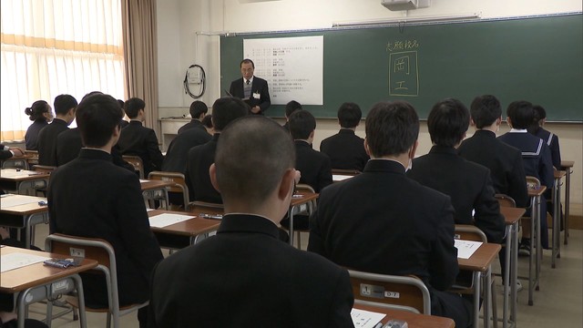 公立高校で特別入試始まる　3531人の定員に7167人受験　倍率は2.03倍で過去最低　岡山