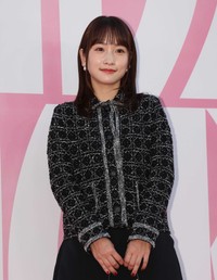 川栄李奈さん（2024年） 