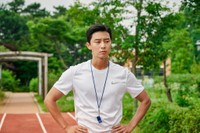 パク・ソジュンは、常識のない元サッカー選手ユン・ホンデを演じた（出典：PLUSM Entertainment）