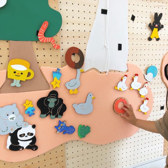 実際にさわって遊べます。パンダカワイイ！（提供：日隈みさきさん）