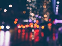 そばかす、猫背、散財癖。コンプレックスをバネに私は「行動」する