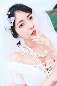 「戸田真琴フォトブック Makolin is」(東京ニュース通信社刊)より