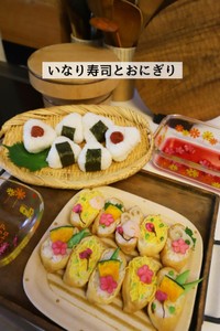 花の形に切ったゆかり大根がおしゃれ／ゆうこさん（@slow.life.works）提供