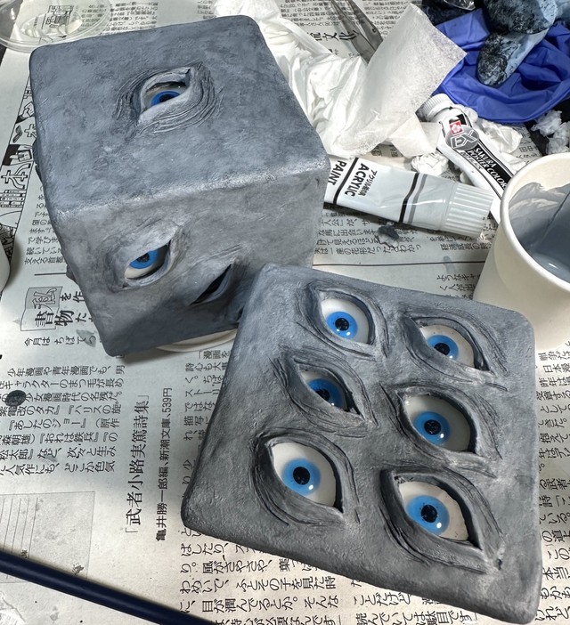 制作中もずっと目が合うので気持ち悪かったとか…（Amasakuさん提供）