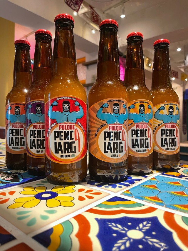 これが日本ではほとんどお目にかかれない「プルケ」