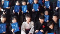 教師をしていたため、卒業生を送り出してから検査入院へ入った