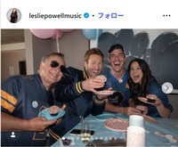 レスリー・パウエルのインスタグラム＠lesliepowellmusicより
