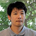 ピンク地底人３号さん「おもちゃの指輪がほしいねん」 劇作家の２作目の小説はポップでシュールな万引きＧメンの物語