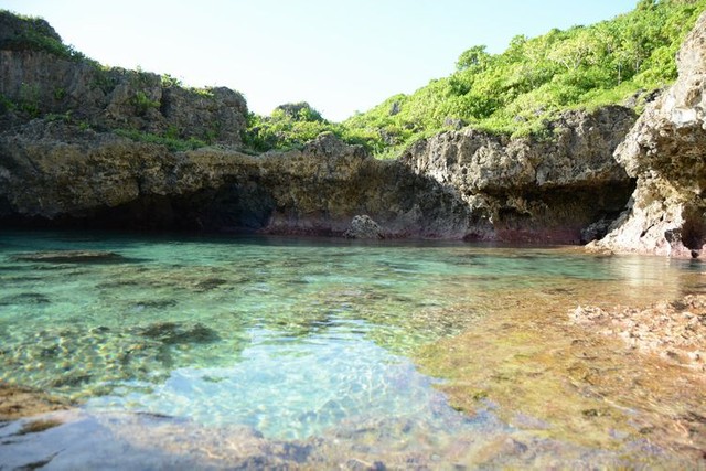 透明度が高いニウエの海