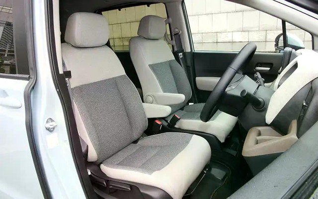 3代目フリード（GT系）の運転席（提供：norico by ガリバー）