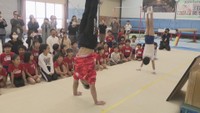 パリ五輪メダリスト　岡慎之助選手が地元で体操教室　子どもたちと触れ合う　岡山市