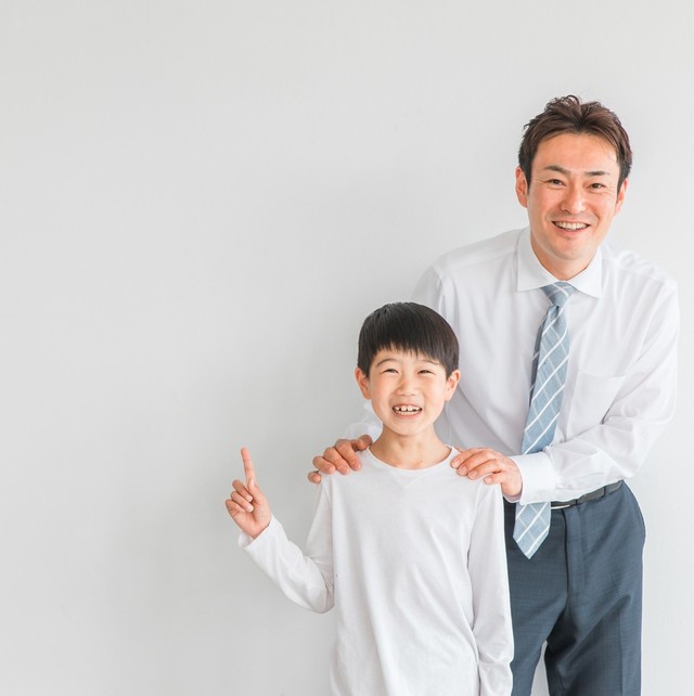 理想の家庭教師に出会うには…　※画像はイメージです（FineGraphics/photoAC）