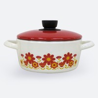 〈富士ホーロー〉昭和復刻版キャセロール20cm（提供）