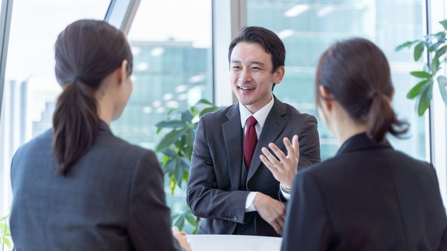 転職エージェントを利用して転職した人の割合は？　※画像はイメージです（taka/stock.adobe.com）