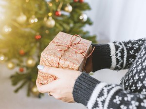 サンタの正体を知った5歳の私。みんなで笑う時間が最高の贈物だった