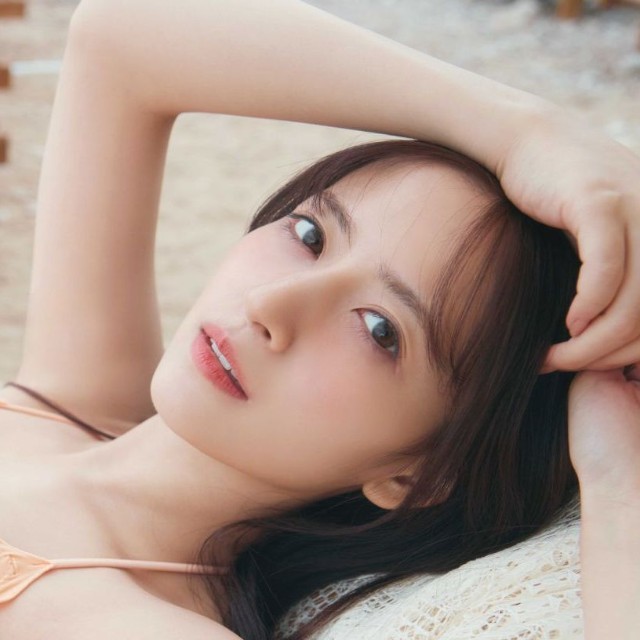乃木坂46 金川紗耶1st写真集(DONUTS/主婦の友社)より＝撮影/三宮幹史