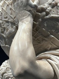 大理石の彫刻です（提供：シャントの医ンフルエンサーさん）