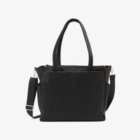 無重力シリーズのトートバッグ（アフタヌーンティー・リビング提供）