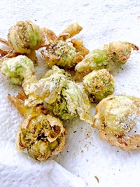 おすそわけしたふきのとう。20分後、天ぷらになって返ってきました（画像提供：肉まん。さん）