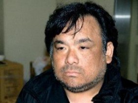 愛犬と車中泊、家は全壊「ペット可の避難所があれば」