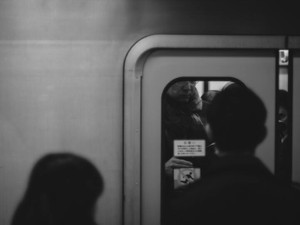 行くのが嫌だった会社が、「楽しい場所」になった夜