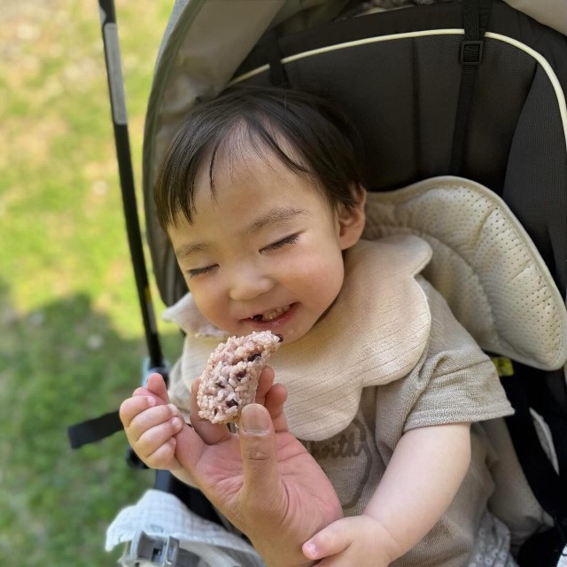 「今日は、あなたが生まれて1000日。ありがとう、そしておめでとう」（提供：@___ut.a17さん）
